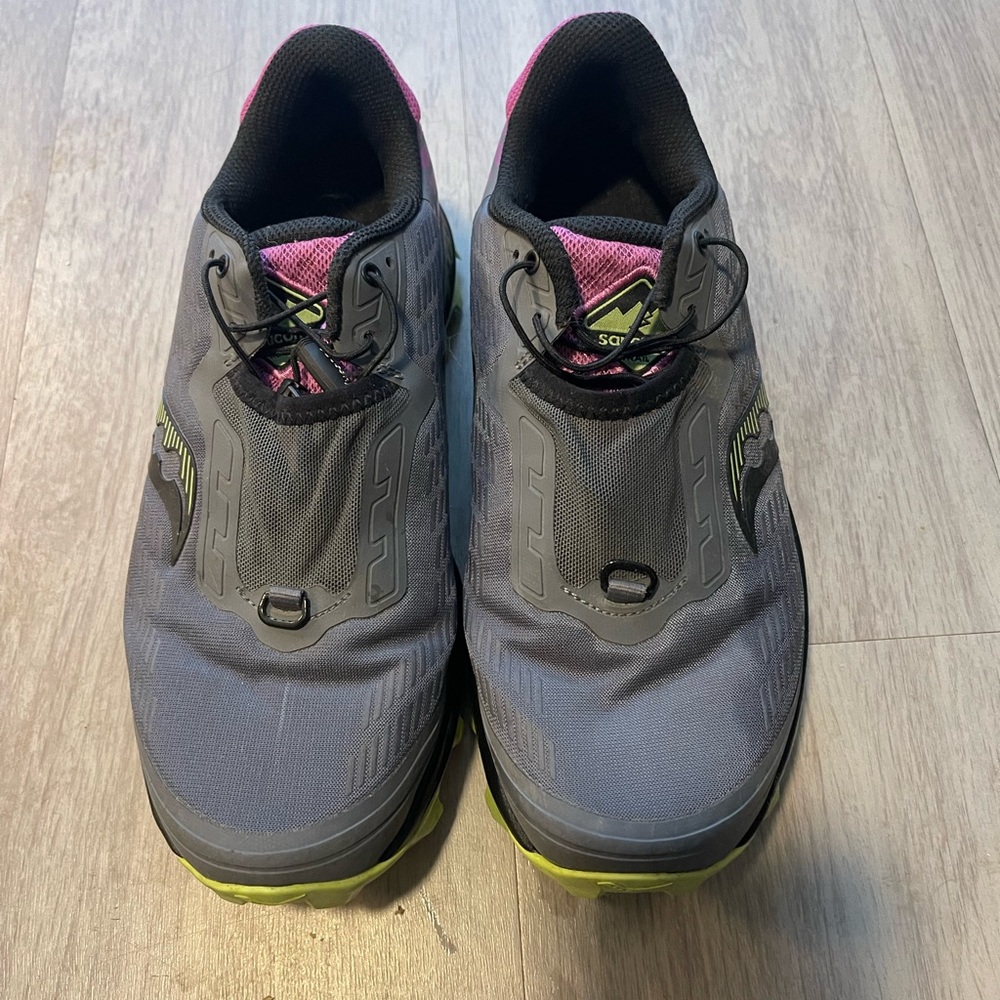 Saucony Peregrine 11 Gray and Pink Athletic Shoes